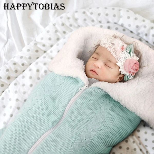 Sacs de couchage né bébé tricoté poussette sacs de couchage enveloppe enfant Wrap Swaddle couvertures literie enveloppe infantile sac de nuit 0-1-2 mois S14 231118