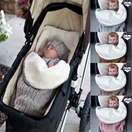 Sacs de couchage né bébé hiver poussette Wrap couverture chancelière épais chaud tricot Crochet Swaddle enfant en bas âge petit sac de sommeil 230909