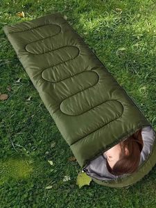 Sacs de couchage Sac de camping pour l'hiver Type d'enveloppe portable Chaud 18 degrés Celsius Élargissement Épaississement 231128