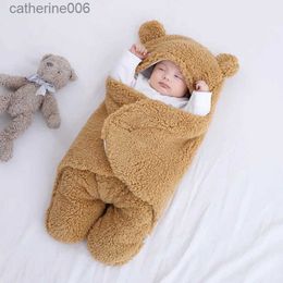 Sacs de couchage Nouveau-né bébé sacs de couchage doux attache kangourou pour bébé couvertures literie enveloppe pour nouveau-né hiver épaissir polaire infantile sac de nuit 0-3 mois L231225