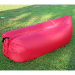 Sacos de dormir Tendencia Productos al aire libre Rápido Infaltable Sofá cama de aire Buena calidad Saco de dormir Bolsa de aire inflable Bolsa perezosa Sofá de playa 200 * 72 cm 231018