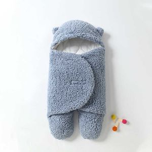 Slaapzakken Winter Baby Herfstzak Pasgeboren gespleten been Warme pluche deken Inbakeren voor reizen 0-12m