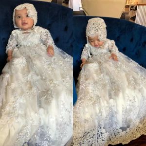 Mouw Classy Long Shiming -jurken voor babymeisjes Lace Appliqued Pearls Baptism -jurken met motorkap eerste communicatie jurk
