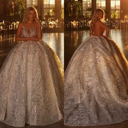 Mouwloze bruiloft Charmante jurken Glanzende kraal kanten baljurk Fancy Backless Vestido de noiva Custom Made Bruidal Dress