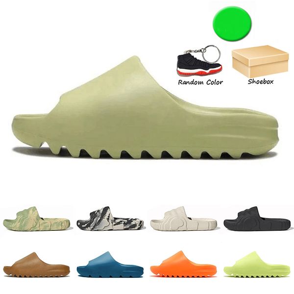 Les pantoufles à hommes glissantes pour le concepteur de femmes en mousse osx en mousse de mousse de sandale Glow Green Resin du désert de sable de sable brun en aluminium Summer Flip Flip Flip 36-45 EUR