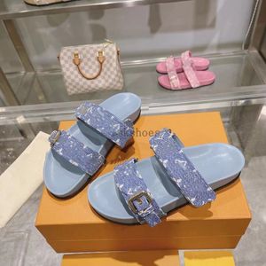 Slide Women Bom Dia Comfort Flat Sandals Designer Luxe hoogwaardige lakcanvas lederen veroudering print gesp slippers 5.17 13