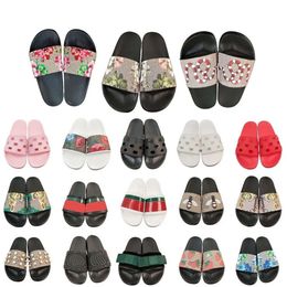 Dia's mannen ontwerper dames slippers mode klassiekers sandalen schoenen flip zomers sandaal strandschuifglaia van topkwaliteit heren sneaker slippers