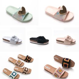 Toboganes Senadas Senadoras Sandalias Pure Ocher Resin Tobre Diseñador de arena para hombres Sandalias Summer Slide Slide Slipper Beach Fashion Zapato