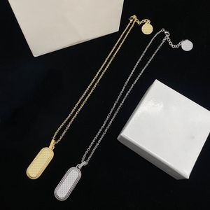 Lichte serratie hanger kettingen ellips vrouwen slanke bengige kettingen dame gewoon sieraden voor feestcadeau