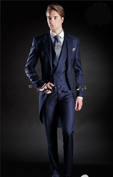 Costume Homme Slim Fit Matelas Groom Tuxedos Lapel Bleu Marine Costume de garçon d'honneur / Meilleur mariage / costume de bal d'étudiants (veste + pantalon + cravate + gilet) J994