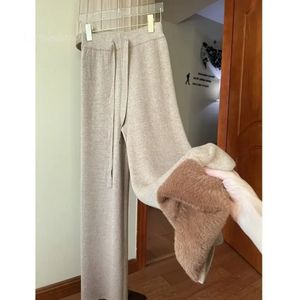 Pantalon à jambes larges en tricot Simple et mince pour femme, pantalon de cyclomoteur taille haute, épais et décontracté, droit, automne et hiver, 240129