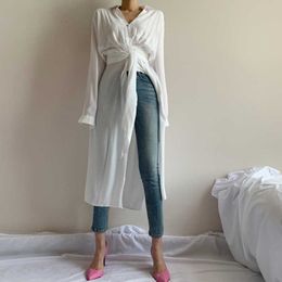 Slanke temperament minimalisme All-match witte lace-up onregelmatige split shirt jurk vrouwen Mid-length dunne jas zon beschermen kleding 210610