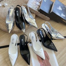 Slingback Talons Designer Triangle Pompes En Cuir Noir Robe Pointue Chaussures Paty Sandales À Bouts Slingbacks Pompe Talon Blanc Confortable Mode Mocassins Sandale