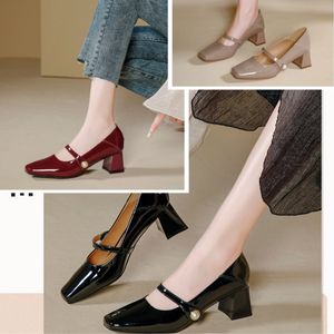 Slingback Pumps Goud-Tone Buckle Heel Slip-on Dames Fashion High Heeled Luxury Designers Evening Party Shoes Factory Footwear