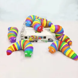 Slug Caterpillar Décompression Jouet 3D Articulé Slug Jouets pour Tout-Petits Bébé Enfants Fille Garçons Rainbow Fidget Wiggle Sensory Slug Ver Jouets Cadeaux D'anniversaire