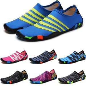 Slip 2024 op water vrouwen mannen strand waden op blote voeten snel droge zwemschoenen ademen licht sporte sneakers unisex 35-46 g 15