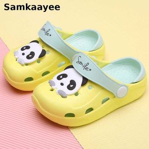 SLIPPER 2-10Y KINDEREN MULES VOLGEN SLIPPERS Zomer Kinderen Sandalen Babymeisjes Bozeren Cartoon Panda schoenen Soft Bottom Non-Slip Flip Flops Y18 T230302