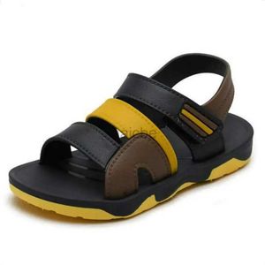 Slipper 2019 Nouveaux garçons Sandales pour enfants chaussures de plage d'été couleur mixte de mode non glissante