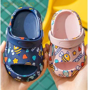 SLIPPER 2022 UNISEX ZOMER NIEUWSTE KIDS SLIPPERS JOONS GILL SLIPPERS NIET-SLIP KINDEREN STRAND SCHOENEN BABY HOME SANDALS KINDEN KINDEREN KLIP FLOPS W0217