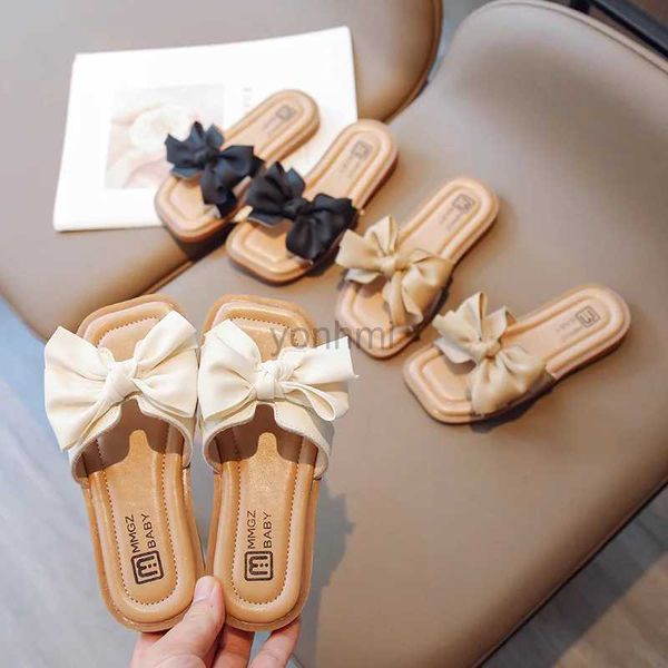 Slipper 2023 Coréen Style Girls Slippers Bow Elegant Fashion Kids Shoes Drop Shipping Simple Non-Slip Spring Nouveaux Chaussures pour enfants chic Pu 240408