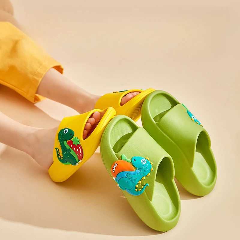 Slipper 2024 Kids Slippers Kids EVA Shoes Anti Slip Cartoon Kids Shoe for Girl Baby Beach Shoe Toddler Shoes Boy Shoe Pantuflas Zapatos Y240514JVL1