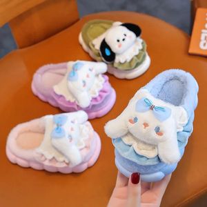 Slipper herfst- en winterkassa's voor kinderen voor jongens en meisjes indoor schattige cartoon meisjes baby en baby katoen slippers 231216