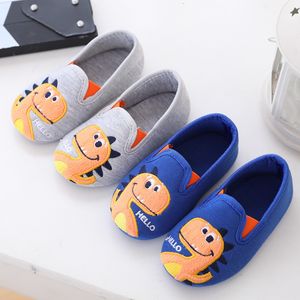 Slipper herfst winter jongens katoenen stof huisschoenen kinderen schattige dinosaurus vloer slippers kinderen anti-slip sokschoenen indoor warme slippers 230530