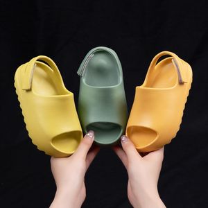 Slipper jongensmeisjes mode anti-slip sandalen eva zachte badkamer slippers kinderen kind peuter schoenen lichtgewicht slip-on 230509