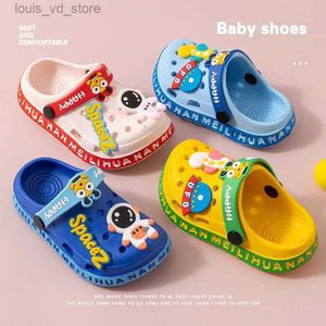 Slipper kinderen tuinschoenen schattig eva cartoon strand sandalen baby's zomer slippers hoogwaardige zachte kinderen buiten slippers flip schoenen t240415