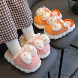 Slipper Katoenen kinderpantoffels Prinses Warme kinderwinter Schattig Strikje Pluche harige schoenen Kleine meisjes Zachte zool Babyslippers R231216