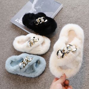 Slipper kindermodabele slippers meisjes open teen metalen ketting pluche bont schoenen kinderen soild home indoor non slip rubberen bodem schoenen 230530