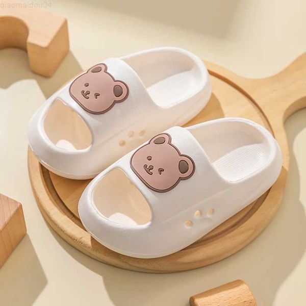 Slipper Children Slippers Cartoon Cartoon Bear Home Shoes for Boy Girls Soft Eva Flat Heel Slippers Beach Children Children Baby Slidesl2404