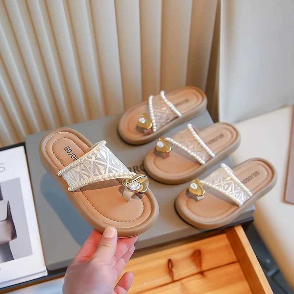 Pantoufle chaussures pour enfants fille princesse toboggan été nouvelle fille sandales à semelle souple polyvalentes sandales de perles mode fée Style J240228