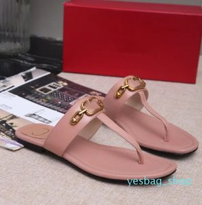 Slipper Designer Slide Summer Sandals Fashion Men Strand Indoor Flat Flops Lederen Lady Dames schoenen dames slippers