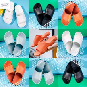 Slipper Designer Slides Sandales Pantres décontractées pour le printemps et l'automne Flat Comfort Mules Sangle rembourrée