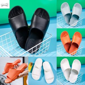 Slipper Designer Slides Femmes Sandales Talons Coton Tissu Paille Pantors décontractées pour le printemps et l'automne Flat Comfort Shoe