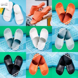 Slipper Designer Slides Sandals Sandals Pantres pour le printemps et l'automne Flat Comfort Mules Strap Shoe