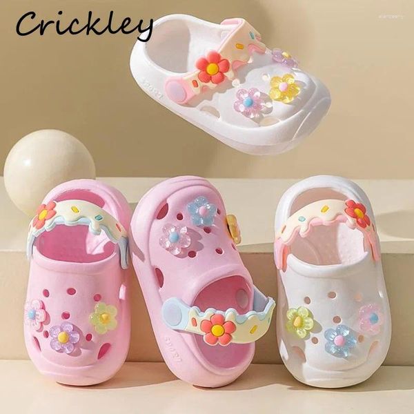 Pantoufles à fleurs pour bébés filles, pantoufles d'été mignonnes princesse, sabots de jardin, chaussures pour enfants, souples et antidérapantes EVA, plage pour enfants en bas âge