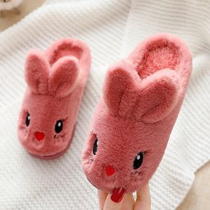 Slipper Ocio Niños Otoño Invierno Zapatos de algodón Lovely Girl Rabbit Home Antideslizantes Zapatillas de lana cálidas 221125