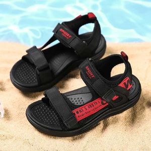 Slipper nieuwe hete zomer kinder sandalen buiten strand kinderen sandaal voor jongens casual slipper lichtgewicht slijtage-resistente trendy trendy all-match 2448