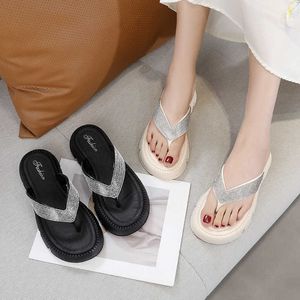 Slipper nieuwe dikke bodem flip-flops voor vrouwen dragen buiten in zomer dameshoes slippers dames schoenen vrouwen slippers