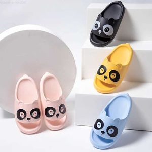 Slipper Red Panda Slippers for Home Shoes Home Chaussures Summer Men Summer Fiplops Tongs Soft House Slippers Beach Unisexe Pillow Slides Childl2404