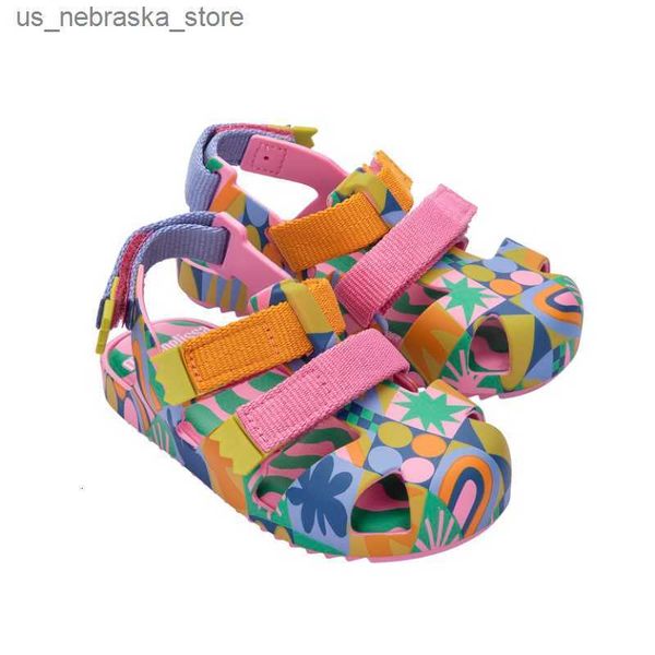 Sandales de pantoufle mini Melissa Childrens garçons filles gelées chaussures d'été enfants colorés creux en toile légère bouton plage 230621 Q240409