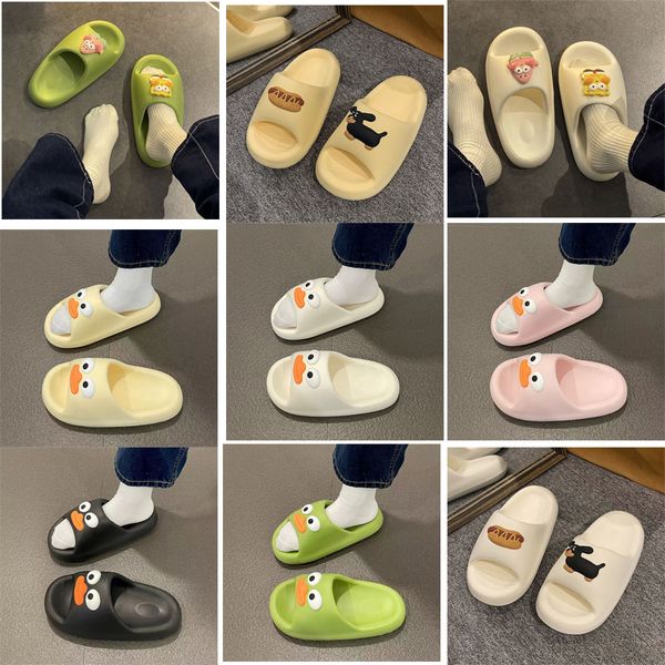 Slipper Slippers Home Men Blooms en cuir Femmes Geranium Black Oran Sandals Chaussures Munich Mom Woman Flip Flops Pantoufles Sandales Summer Tlides Mix Styles IX