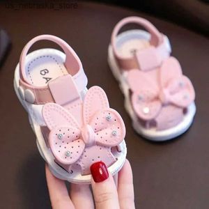 Slipper Solid Bow Childrens Zomerschoenen Leuke PVC Beach Anti Slip Sandals Geschikt voor baby's Girls Footwear Soft Fashionable Q240409