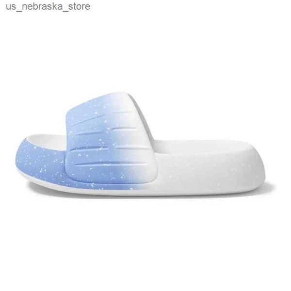 Slipper Style8 Childrens Slippers Boys and Girls Kids Gradient Gradient Two-Color Sandals Sandals non glissés pour salle de bain Home Flip-Flops Chaussures Q240409