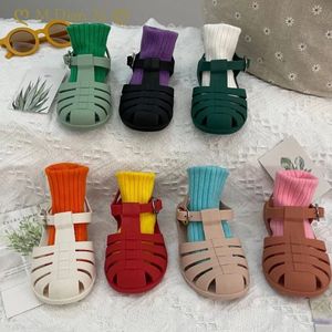 Pantoufle été bébé sandales enfants filles tout-petits enfants creux princesse chaussures bonbons gelée chaussures de plage garçons pantoufles romaines 230721