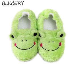 Slipper peuter boy slippers cartoon kikker pluche warme schoen kleine kinderen loafers winter house schoenen meisje zacht rubber zool thuis footwea 220830