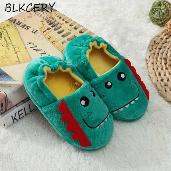 Pantoufle pour tout-petits garçons pantoufles dessin animé chaussures en peluche chaudes petites enfants bébé chaussures de maison garçons en caoutchouc doux semelles chaussures de maison chiot ours 240408