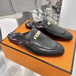 Slippers topless halve pantoffels voor dames met stijlvolle slippers leren platte web beroemdheid Muller loafers zonder hak ontwerper J230615